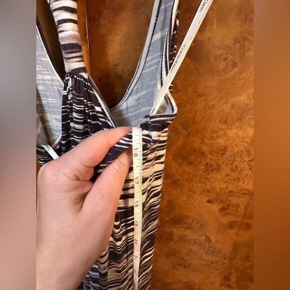 Stylish Black and White Striped Dress - Picture 3 of 5